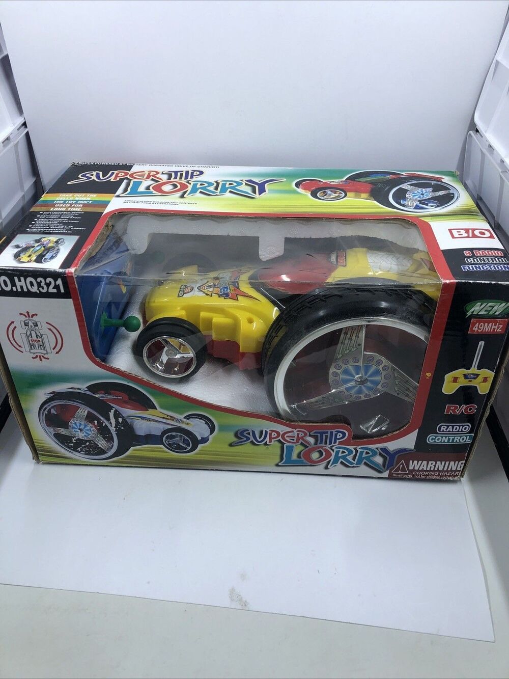 Radio Control Stunt Car Super Tip Lorry - Flips And Spins
